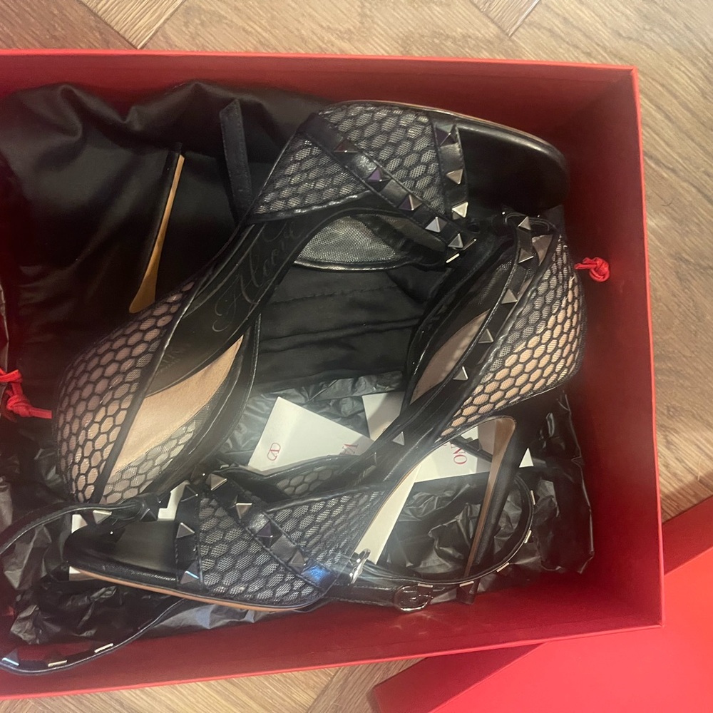 Valentino Garavani Black Mesh Studded Heels - Picture 10 of 15